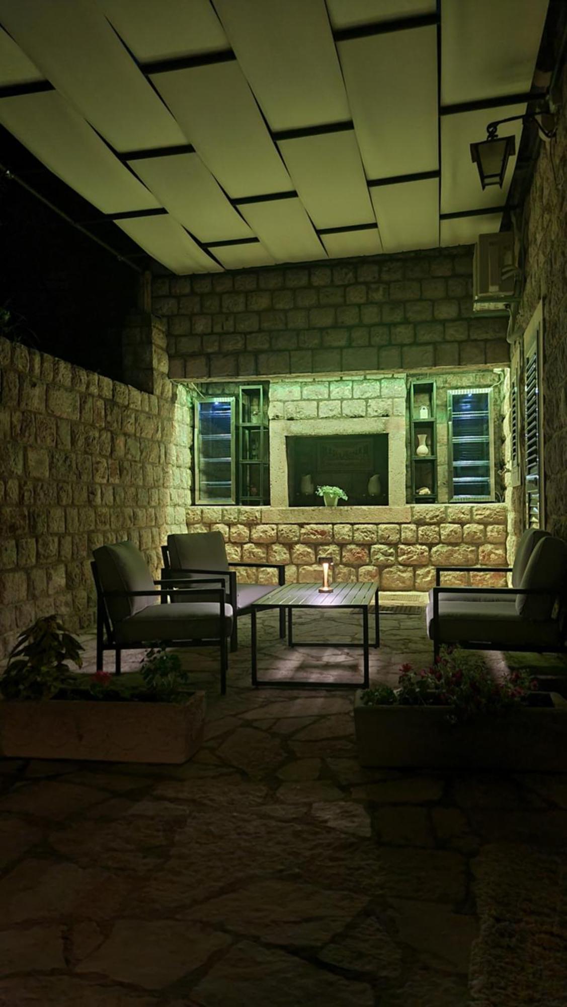 Beloc House Island Apartment