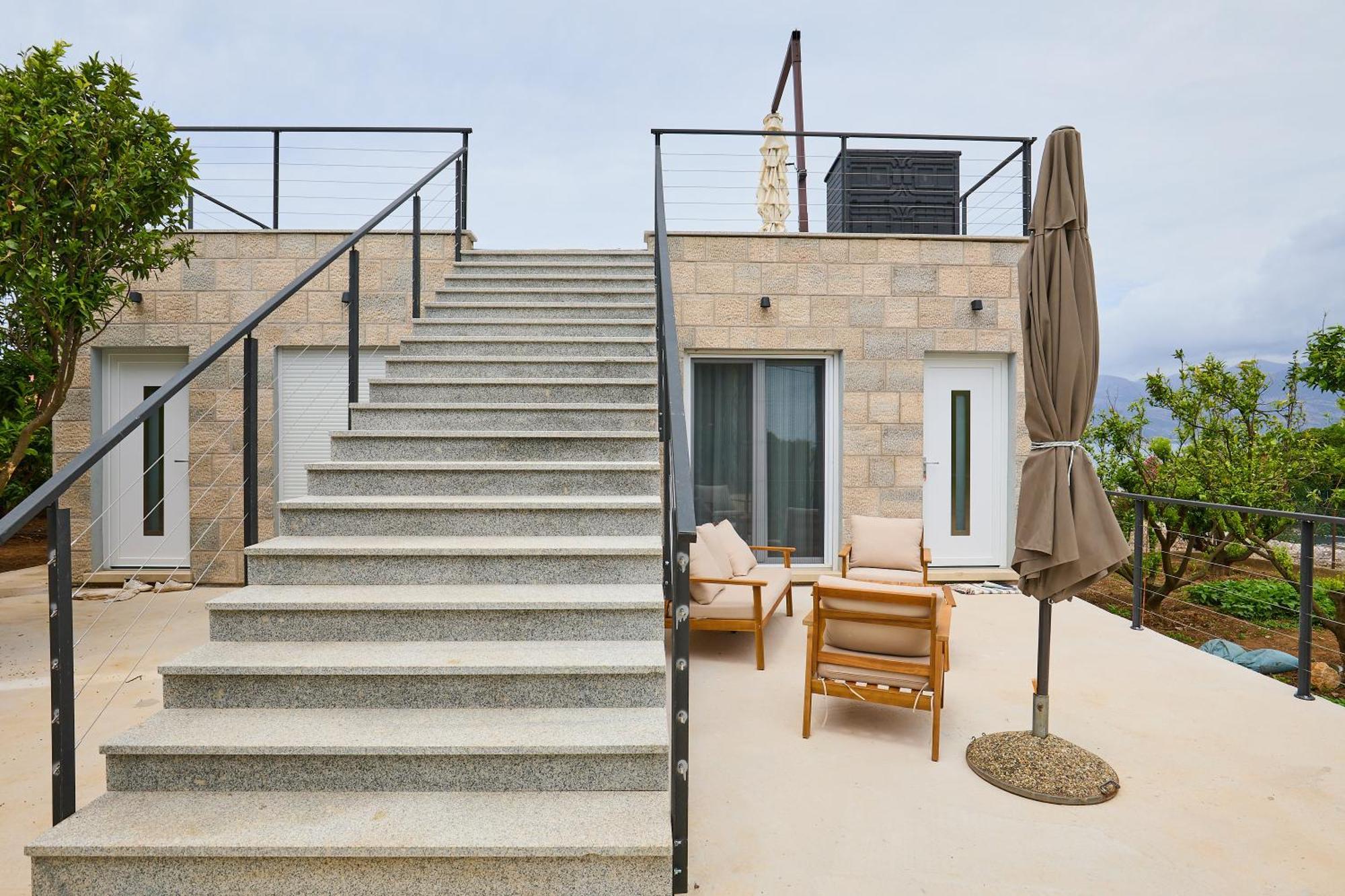 Beloc House Island *