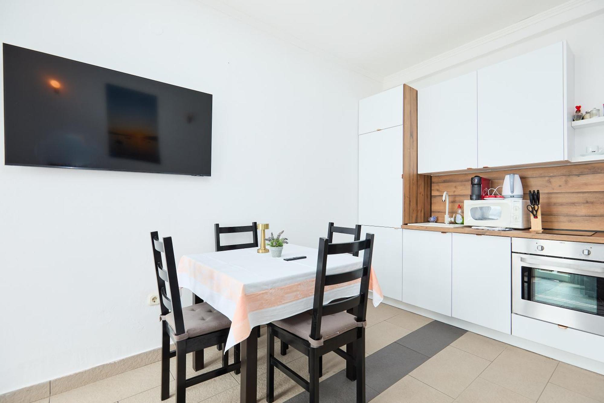 Apartment Beloc House Island