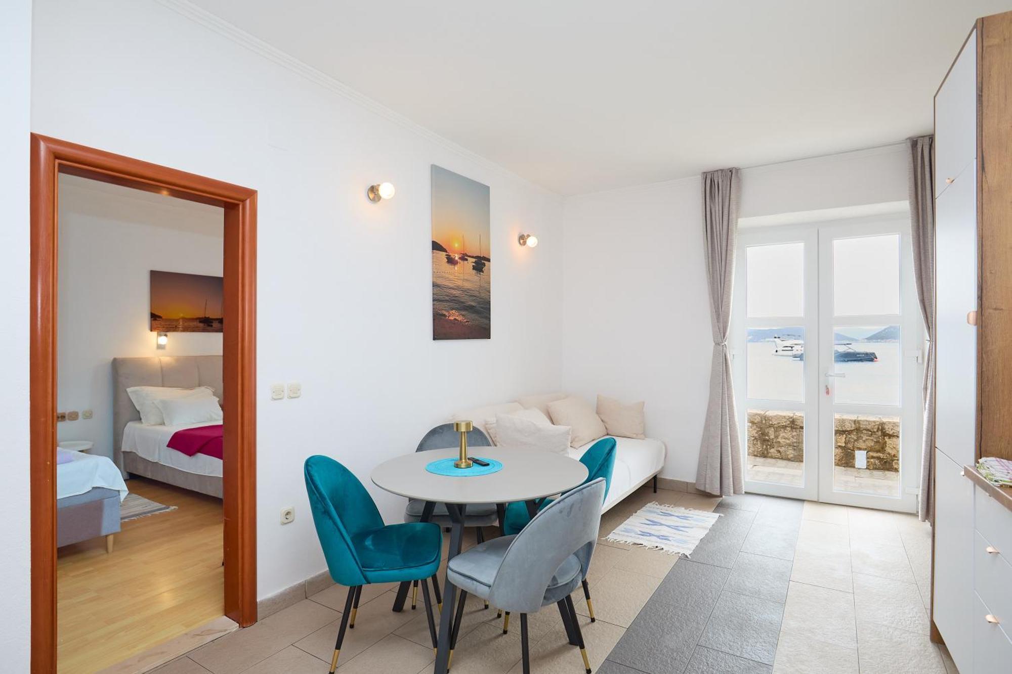 Beloc House Island